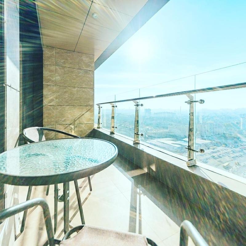 1 Room 60M2 Center Of Obolon Near River Side. With Terrace. 22 Floor Κίεβο Εξωτερικό φωτογραφία